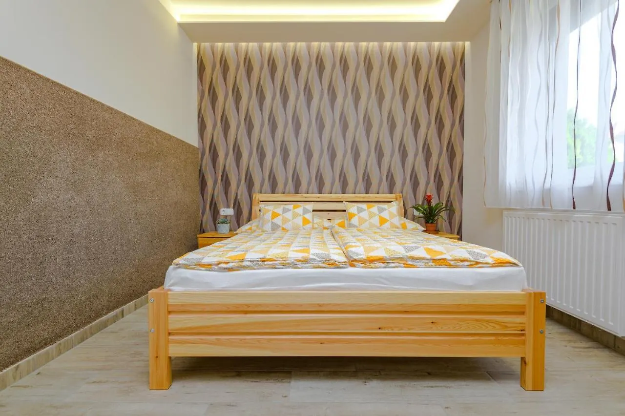 ILLÉS Apartmanok III. Hajdúszoboszló