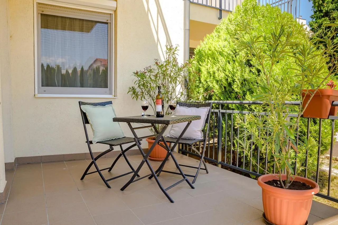 ILLÉS Apartmanok III. Hajdúszoboszló